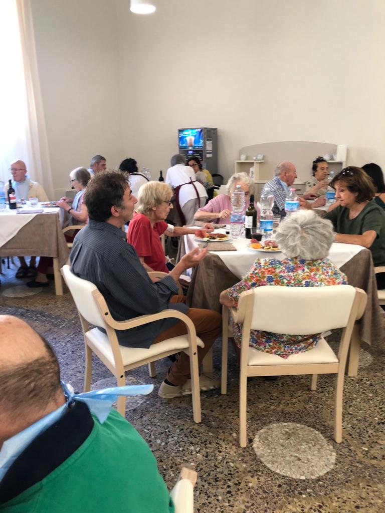 Palazzo Guillichini pranzo aperto ai parenti presso la Rsa